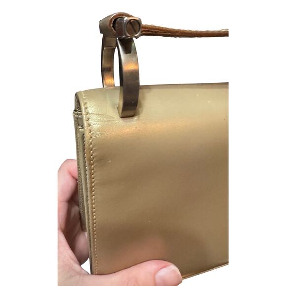 Auth Salvatore Ferragamo Smooth Champagne Gold Tan Gancini Shoulder Bag - Picture 13 of 16